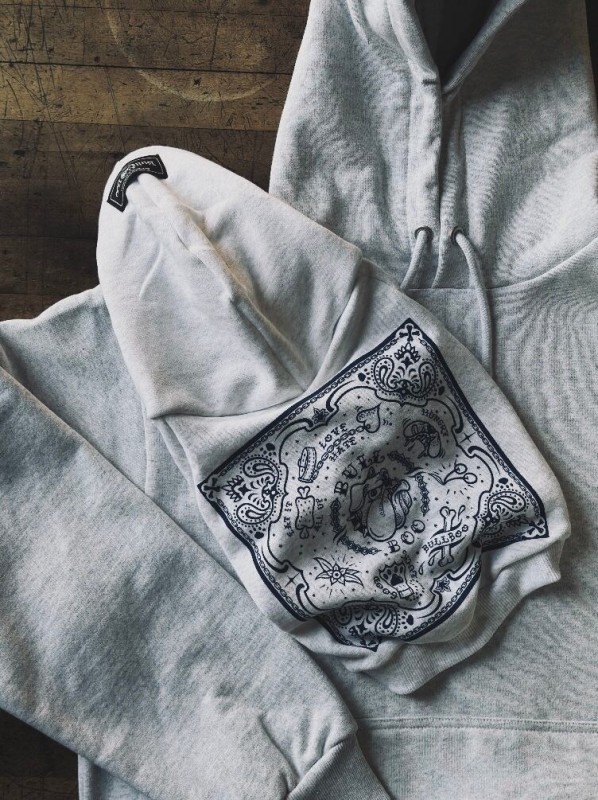 NEW !! Paisley back print hoodie　French Bulldog
